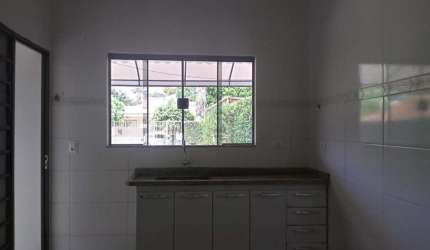 Casa para Venda em Regente Feijó, CENTRO (REGENTE FEIJÓ), 1 dormitório, 1 banheiro