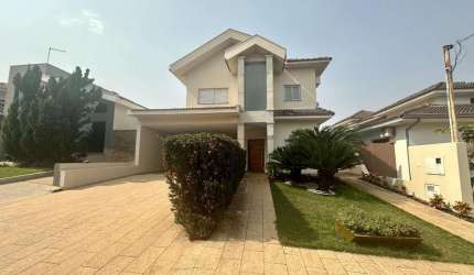 Casa em Condomínio para Venda em Álvares Machado, CONDOMINIO RESIDENCIAL GRAMADO, 5 dormitórios, 4 suítes, 5 banheiros, 2 vagas
