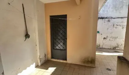 Casa para Venda em Presidente Prudente, CENTRO, 3 dormitórios, 2 banheiros, 1 vaga