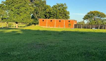 Sítio para Venda em Pirapozinho, SITIO: PIRAPOZINHO, 3 dormitórios, 1 banheiro, 2 vagas