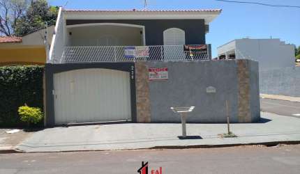 Casa para Locação em Presidente Prudente, SÃO JUDAS TADEU, 3 dormitórios, 1 suíte, 5 banheiros, 2 vagas