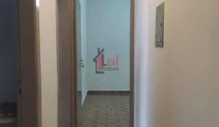 Casa para Locação em Presidente Prudente, VILA SANTA HELENA, 2 dormitórios, 1 banheiro