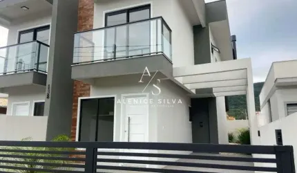 Sobrado com 2 dormitórios com suite - Forquilhas - São josé