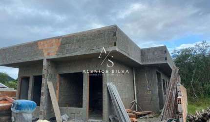 Linda casa 3 dormitórios sendo 1 suíte em Forquilhas - São José