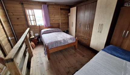 CASA COM 1 DORMITÓRIO/ QUARTO NO BAIRRO RIO VERMELHO - FLORIANÓPOLIS A VENDA POR R$ 220.000,00