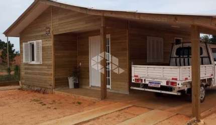 CASA COM 2 DORMITÓRIOS/ QUARTOS  NA PRAIA GAÚCHA - TORRES A VENDA POR  R$ 286.000,00