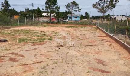 TERRENO / LOTE 10,00 m X 30,00 m NA PRAIA GAÚCHA  EM TORRES  A VENDO POR VENDA R$ 100.000,00