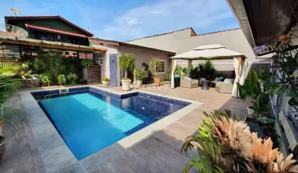 CASA EM CONDOMÍNIO FECHADO À VENDA EM BERTIOGA/SP