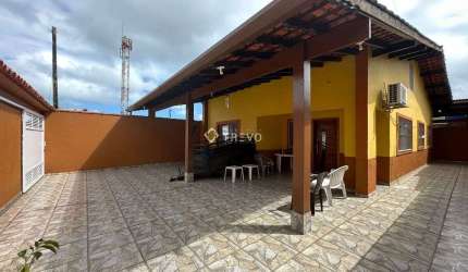 CASA À VENDA 2 DOMITÓRIOS 2 BANHEIROS 4 VAGAS  POR R$ 795.000,00 EM BERTIOGA/SP