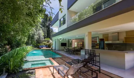 CASA 6 SUÍTES À VENDA EM RIVIERA DE SÃO LOURENÇO