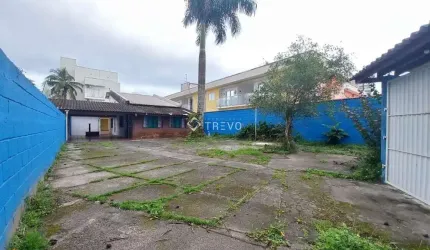 CASA À VENDA 4 DOMITÓRIOS, 3 BANHEIROS, 12 VAGAS, 185 m² POR R$ 750.000,00