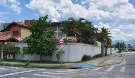 CASA À VENDA 4 DORM, 3 WC, 2 VAGAS, 300 m² POR R$ 1.450.000,00 EM BERTIOGA/SP