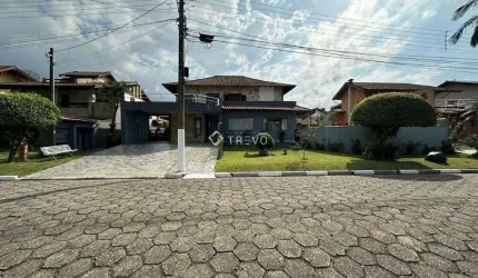 CASA À VENDA EM CONDOMÍNIO 4 DOM, 5 BANHEIROS, 6 VAGAS, 393 m² EM BERTIOGA/SP