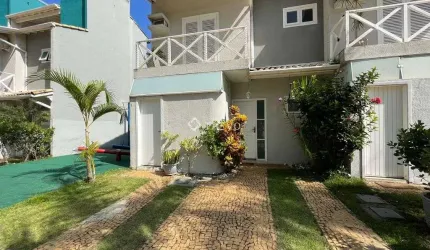 CASA EM VILLAGIO PÉ NA AREIA À VENDA, 3 DORM, 3 WC, 2 VAGA EM BERTIOGA/SP