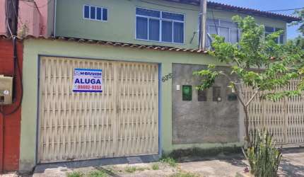 Duas casas disponíveis – 2 quartos, quintal amplo e ótima localização!