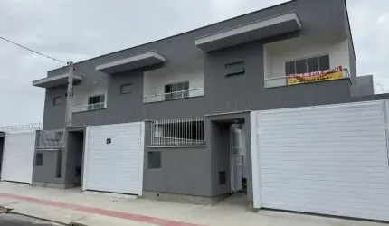 Sobrado de Esquina à Venda em Nova Palhoça – 2 Suítes, 95m² + Terreno Privativo