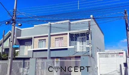 Seu Novo Lar Espera por Você! Sobrado com 3 Dormitórios e Área de Churrasqueira Completa
