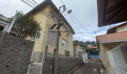 Casa 2 Pavimentos c/Edícula 4 Quartos(3 Suítes)/ 1 Vaga - Centro - Florianópolis - SC
