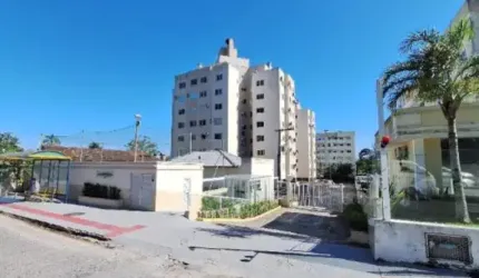 Apto. 2 Quartos/ Elevador/ Vaga Rotativa - Ponta de Baixo -São José-SC