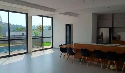 Casa Semi Mobiliada Para Locação no Genesis 1, Alphaville