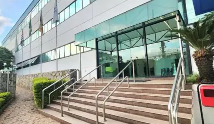 Predio Comercial com Galpão e Ampla Area de Terreno, Tambore