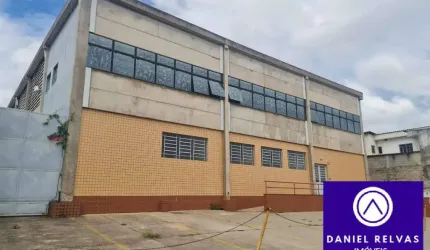 Galpão com 1.000 M² A/C Par locação na Fazendinha, Santana de Parnaiba