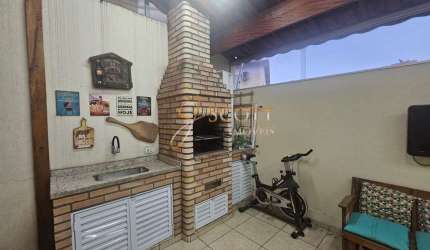 Casa em condomínio a venda no Jardim Marajoara com 3 dorms sendo 1 suíte