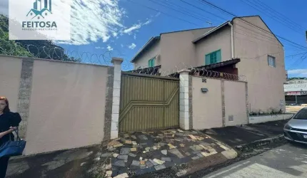 Sobrado com 5 dormitórios à venda, 343 m² por R$ 720.000,00 - Jardim Marques de Abreu - Goiânia/GO