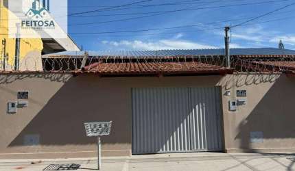 Casa com 2 dormitórios para alugar por R$ 1.550,00/mês - Setor Castelo Branco - Goiânia/GO