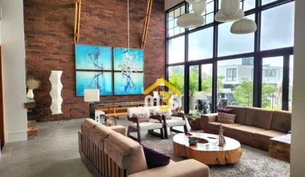 Casa de esquina com 525m², 4 quartos, 3 suítes, 6 vagas no Tamboré 10 a venda por 4.995.000,00
