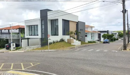 Venda de casa com 4/4 sendo 01 suíte Master, 285m² - Novo Leblon – Parnamirim/RN