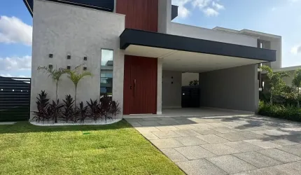 Venda de casa com 3/4 sendo 01 suíte Master, 267m² - Cond. Amsterdã – Parnamirim/RN