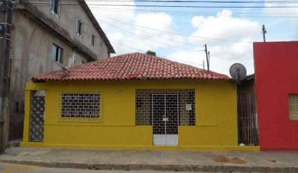 Casa com 3 dormitórios à venda, 68 m² por R$ 220.000,00 - ABC - Moreno/PE
