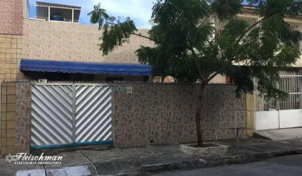 Casa com 3 dormitórios para alugar, 92 m² por R$ 2.240,00/mês - Zumbi - Recife/PE