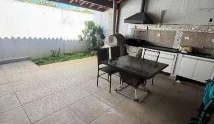 Casa para aluguel, 2 quartos, 1 suíte, 1 vaga, Tabaú - Pindamonhangaba/SP