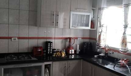 Casa com ótima localização, próximo de vários Comércios.