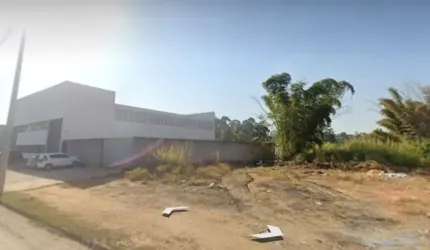 Ótima oportunidade de terreno comercial na avenida , próximo à Dutra.