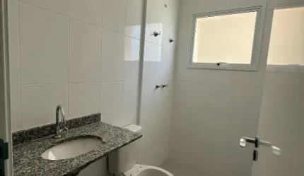 Apartamento com suíte e sacada gourmet no Arboville, vista previlegiada.