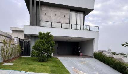 Casa perfeita à venda Residencial Fogaça Jacareí  Alto padrão, mobiliada, com área gourmet e piscina!