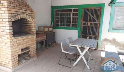 EXCELENTE IMÓVEL PRÓXIMO AO MAR LOCALIZADO NO BAIRRO PRAIA DAS PALMEIRAS!!