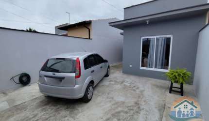 EXCELENTE IMÓVEL LOCALIZADO NO BAIRRO MORRO DO ALGODÃO EM CARAGUATATUBA-SP!!