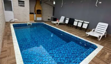 EXCELENTE IMÓVEL PRÓXIMO Á PRAIA LOCALIZADO NO BAIRRO PRAIA DAS PALMEIRAS EM CARAGUATATUBA-SP!