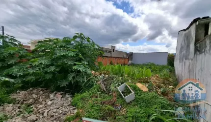 ÓTIMA OPORTUNIDADE DE LOTE LOCALIZADO NO BAIRRO BALNEÁRIO DOS GOLFINHOS EM CARAGUATATUBA!