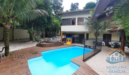 EXCELENTE SOBRADO DE ALTO PADRÃO LOCALIZADO NO CONDOMÍNIO PARK IMPERIAL MASSAGUAÇU EM CARAGUATATUBA!