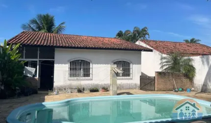 EXCELENTE IMÓVEL COM PISCINA PARA LOCAÇÃO LOCALIZADO NO BAIRRO JARDIM BRITÂNIA EM CARAGUATATUBA!