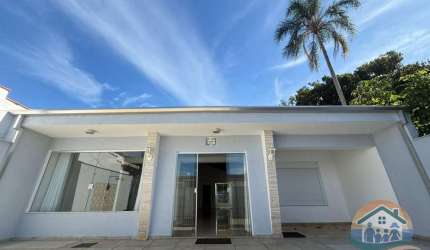INCRÍVEL OPORTUNIDADE CASA TÉRREA PARA LOCAÇÃO LOCALIZADA À 80 METROS DA PRAIA SÃO FRANCISCO EM SÃO SEBASTIÃO!