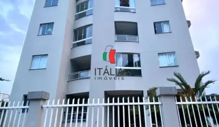 APARTAMENTO BAIRRO SOUZA CRUZ COM 2 QUARTOS E 2 VAGAS COBERTAS