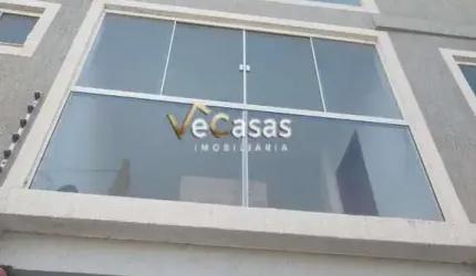 &#211;timo apartamento próximo ao shopping com 2 quartos e 1 suíte com elevador