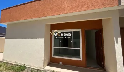 Casa linear 3 quartos com suíte em condomínio amplo quintal