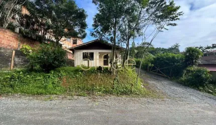 Terreno à venda no Glória, Joinville  por R$ 460.000